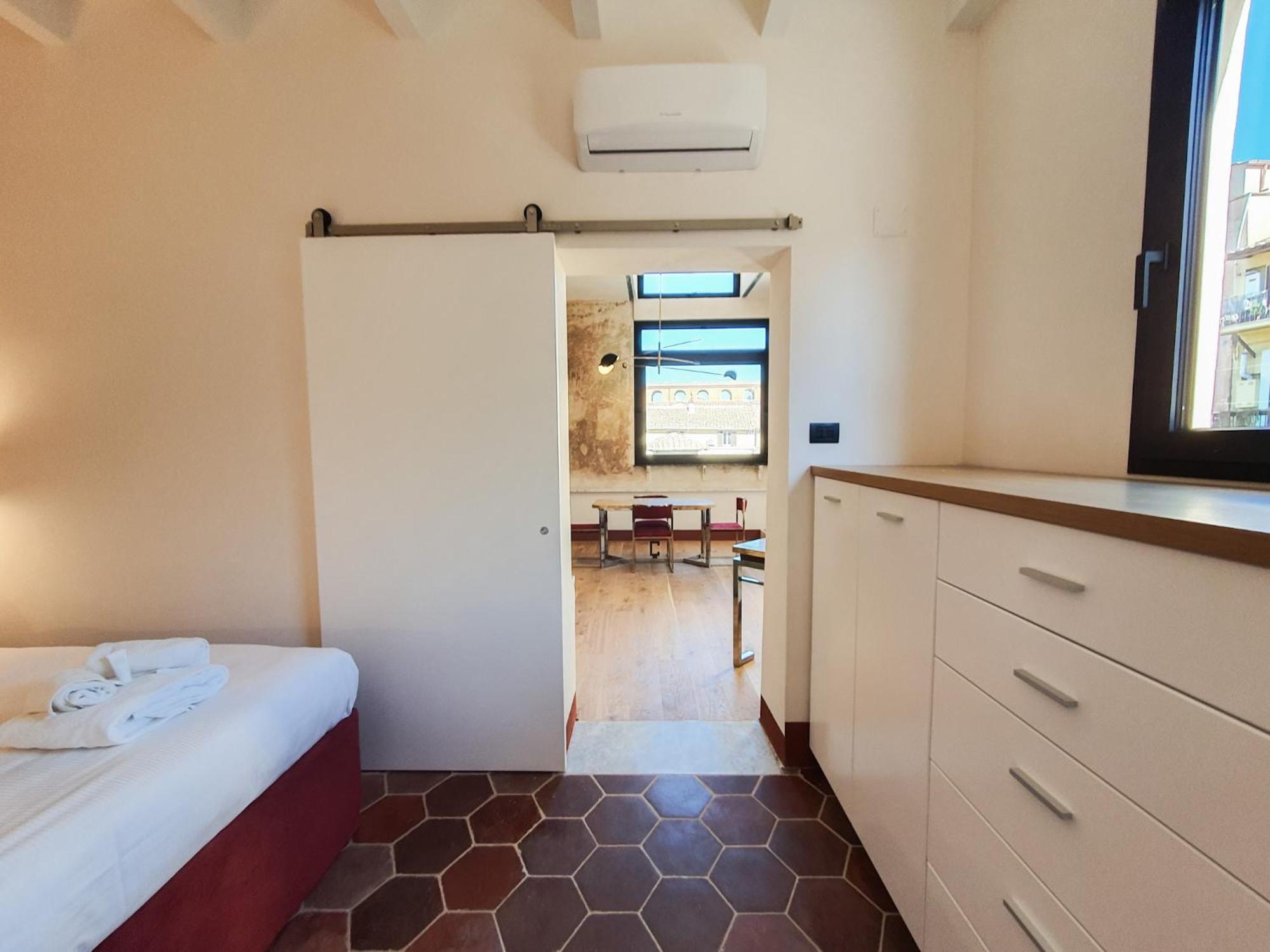 Cs Stylish Loft With Terrace Spanish Steps Apartment *