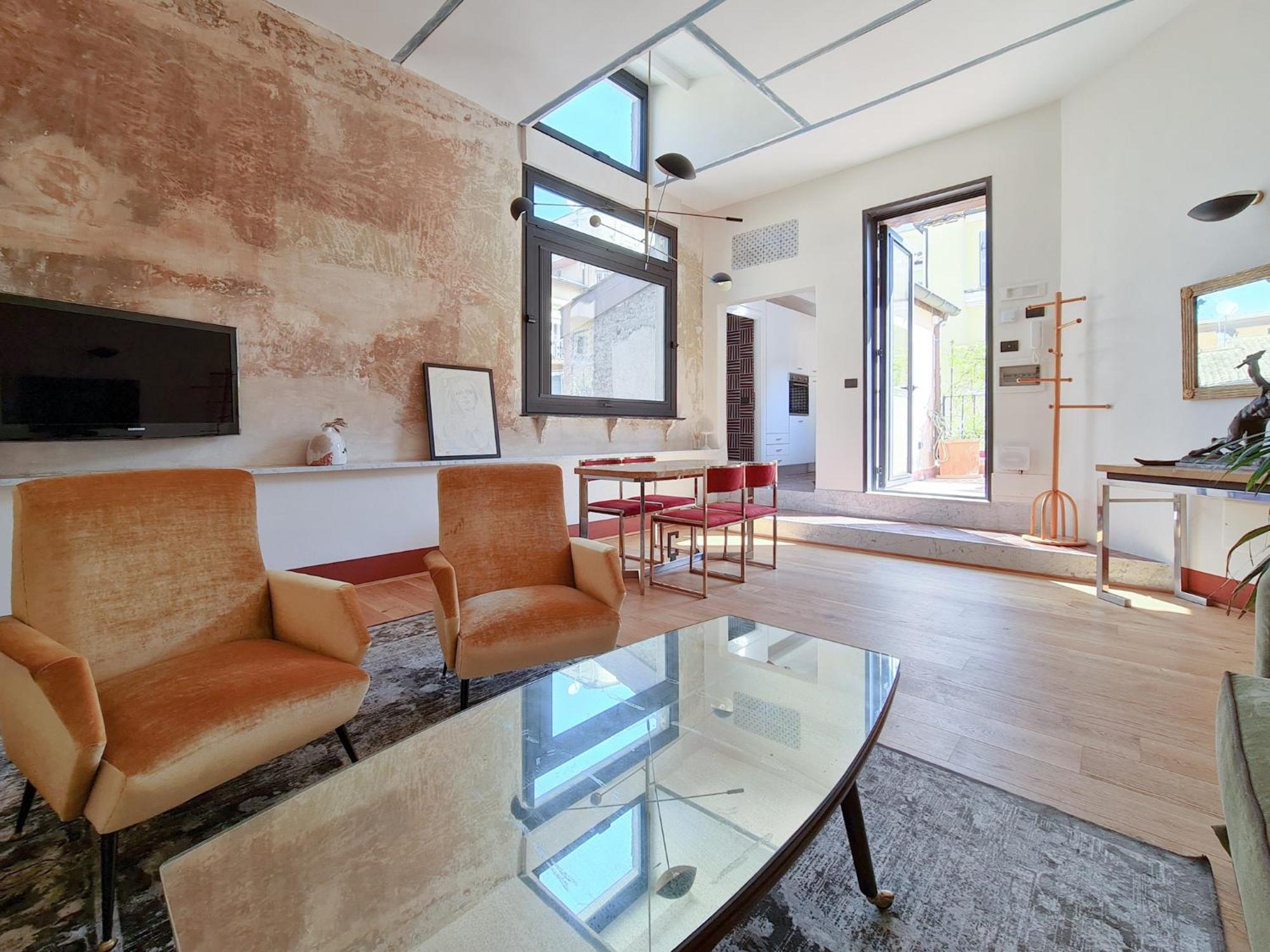 Cs Stylish Loft With Terrace Spanish Steps Apartment Rom