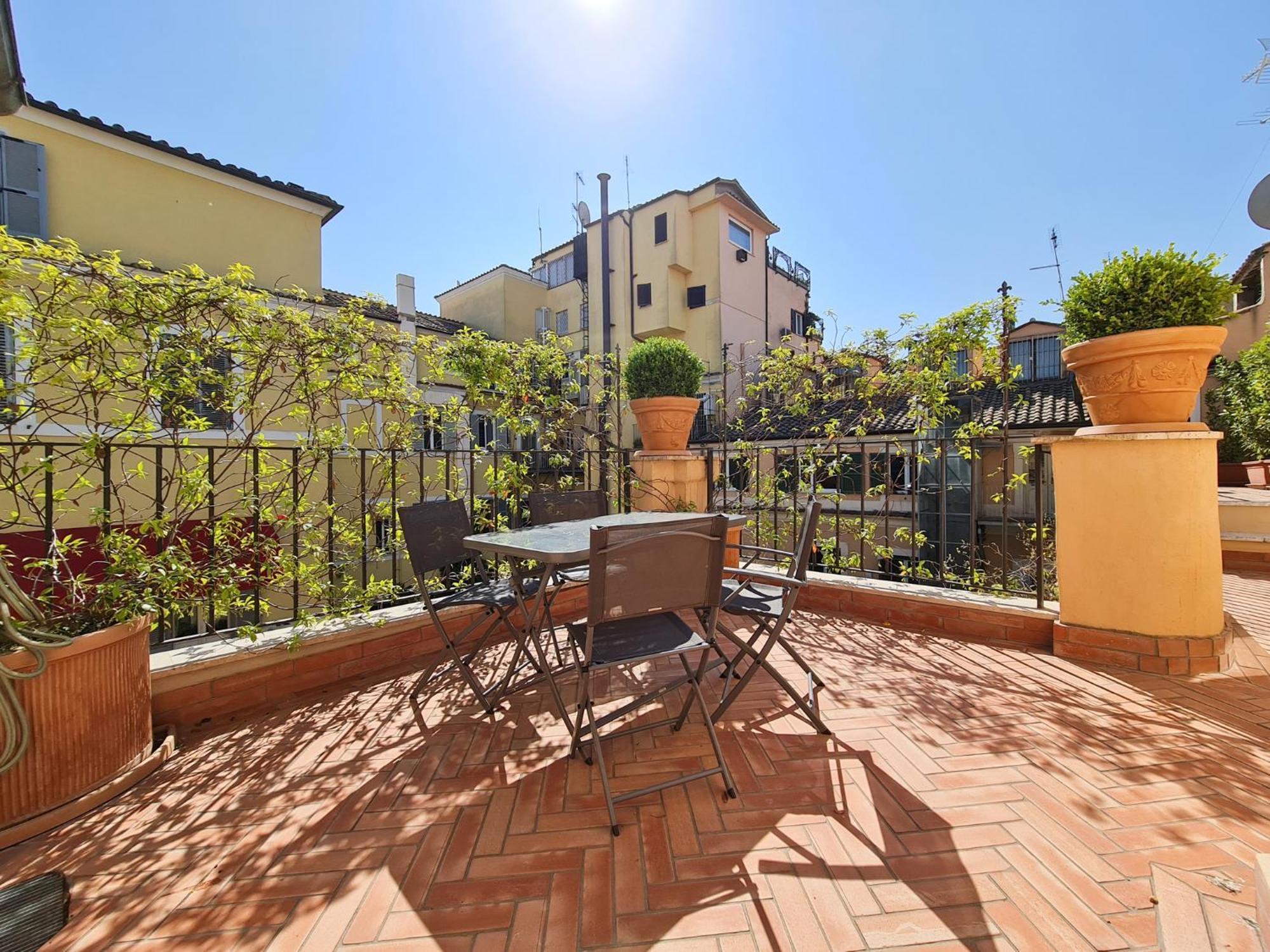 Cs Stylish Loft With Terrace Spanish Steps Apartment Rom